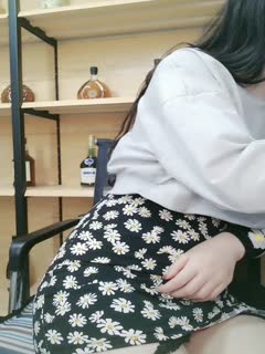 无套蹂躏人妻，露脸黑丝情趣诱惑，多体位爆草抽插，边草边玩骚奶子，淫声荡语直接内射中出